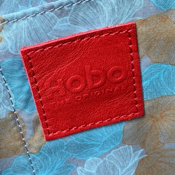 Hobo the original brown leather tote crossbody bag - Picture 7 of 8